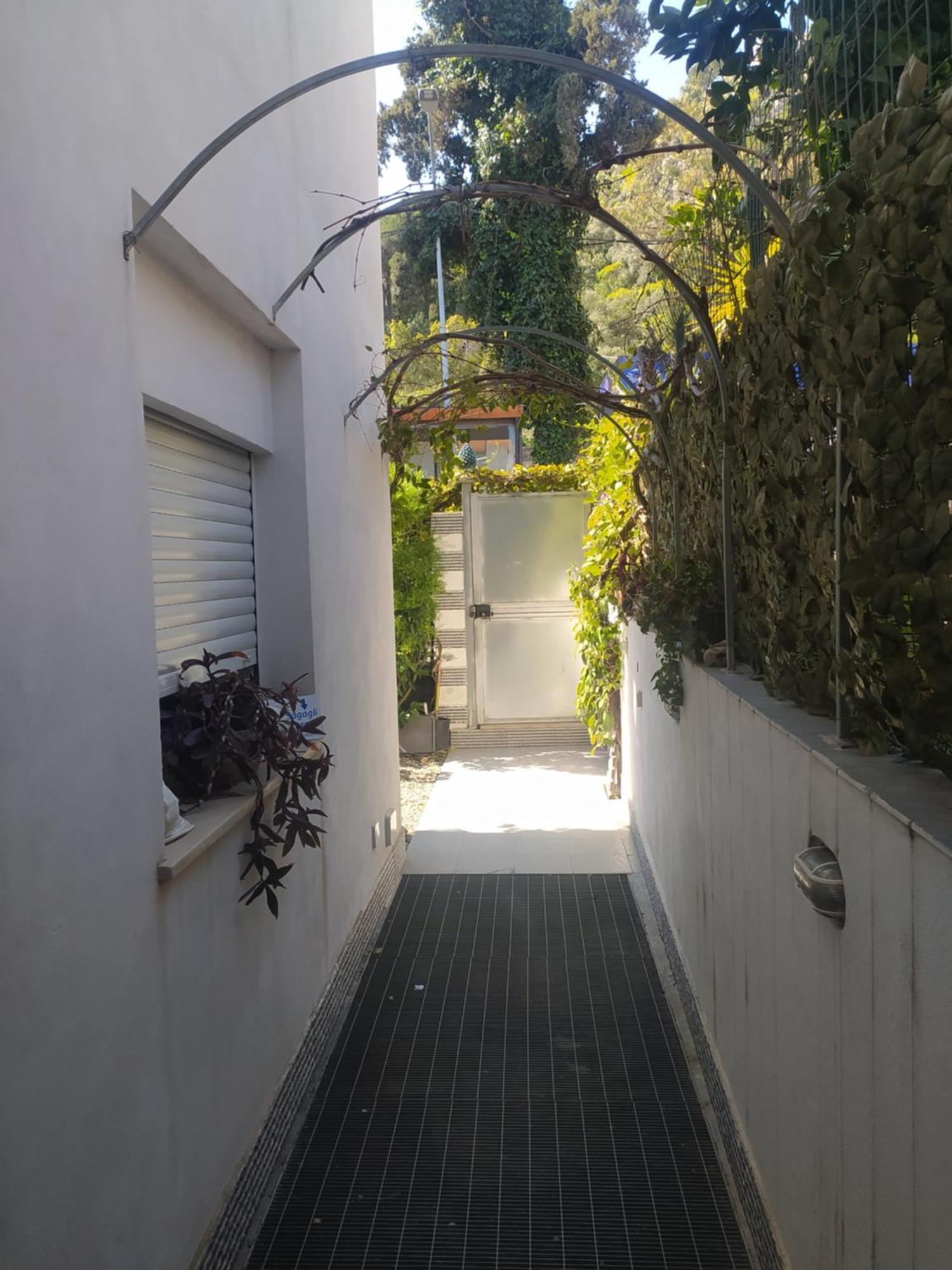 Blue Sky House Bed and Breakfast Ταορμίνα Δωμάτιο φωτογραφία