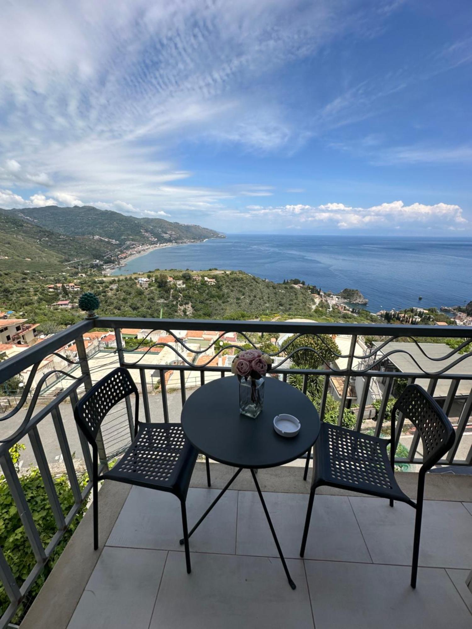 Blue Sky House Bed and Breakfast Ταορμίνα Εξωτερικό φωτογραφία